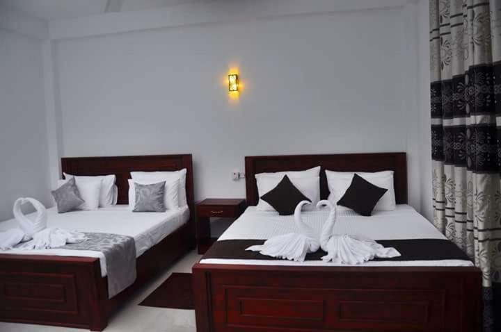 Airport Grand Holiday Home Katunayaka Ngoại thất bức ảnh